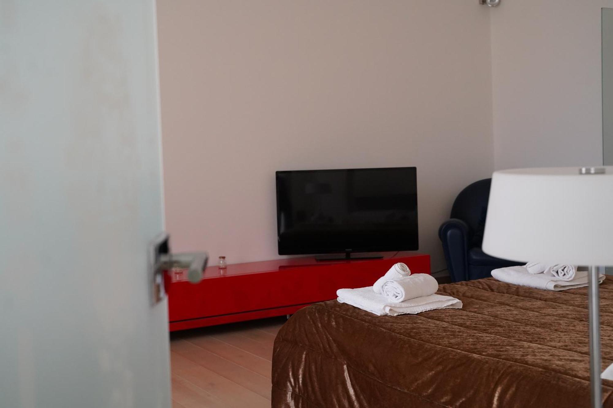 Suite Home D'Aragona Lecce Exteriör bild