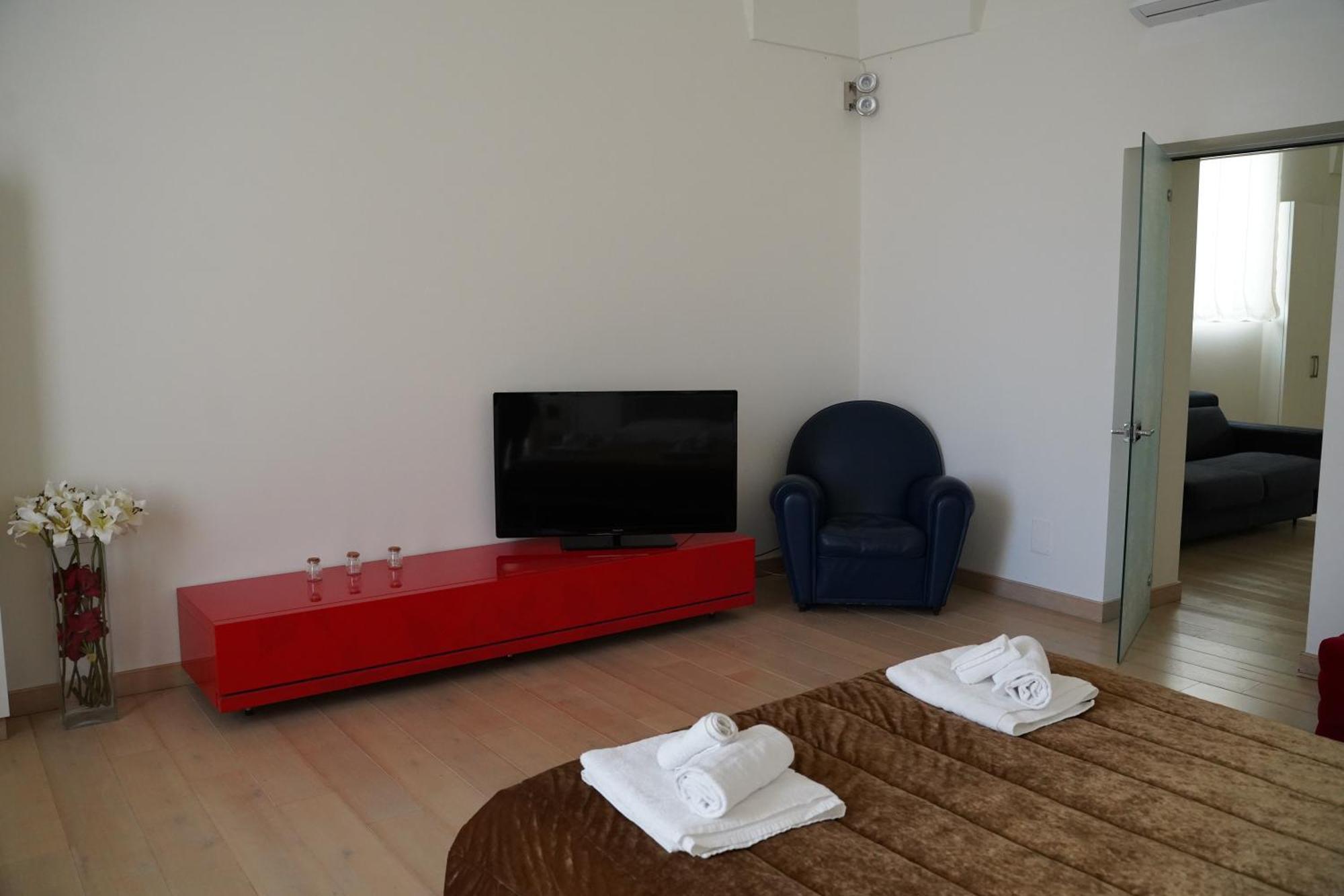 Suite Home D'Aragona Lecce Exteriör bild