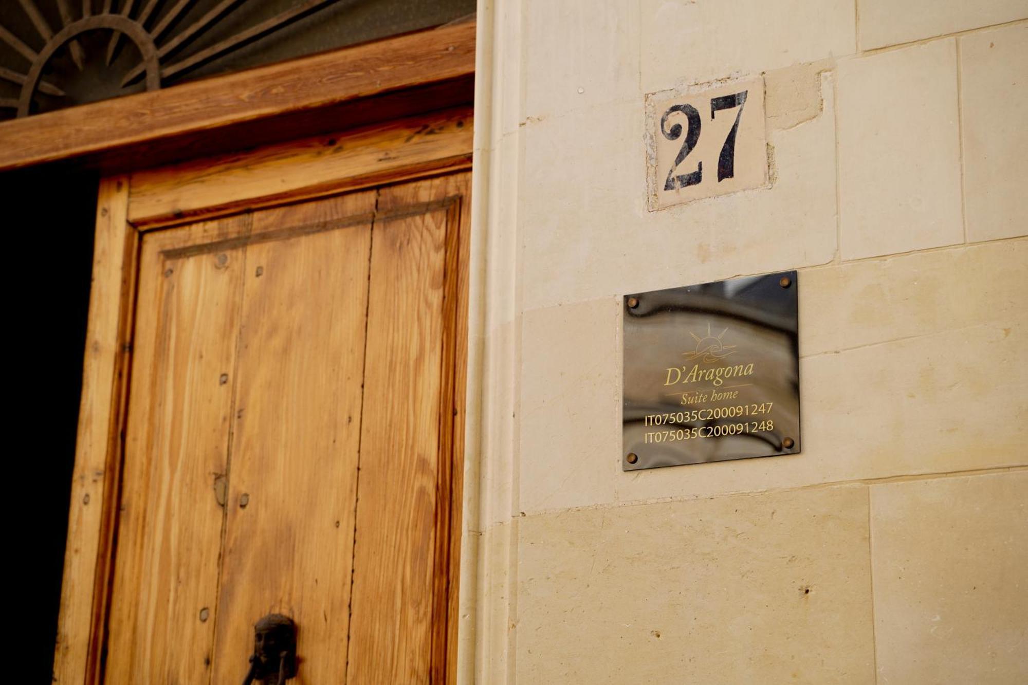 Suite Home D'Aragona Lecce Exteriör bild