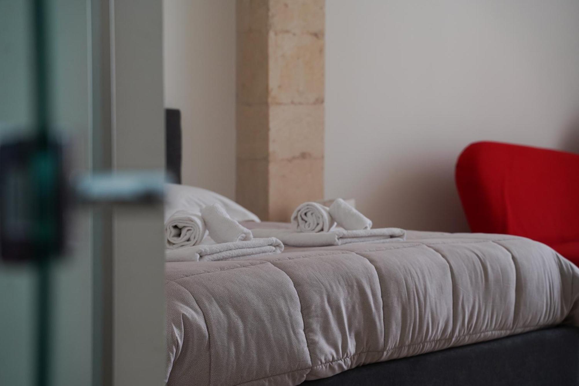 Suite Home D'Aragona Lecce Exteriör bild