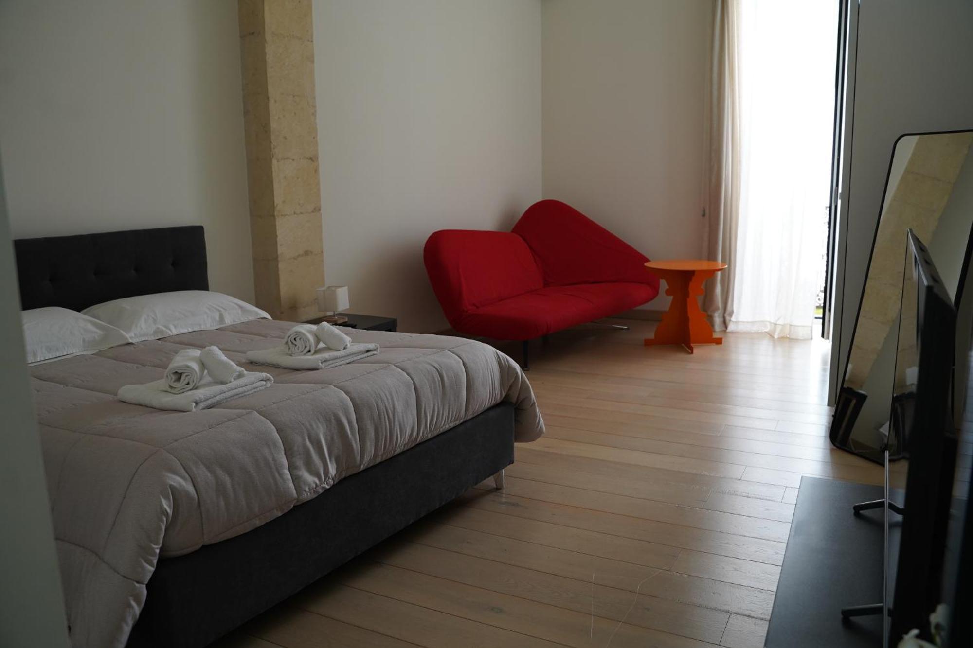Suite Home D'Aragona Lecce Exteriör bild